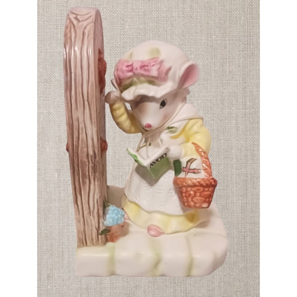 Avon Precious Moments vtg "My First Call" Ceramic Figurine Mouse With Basket